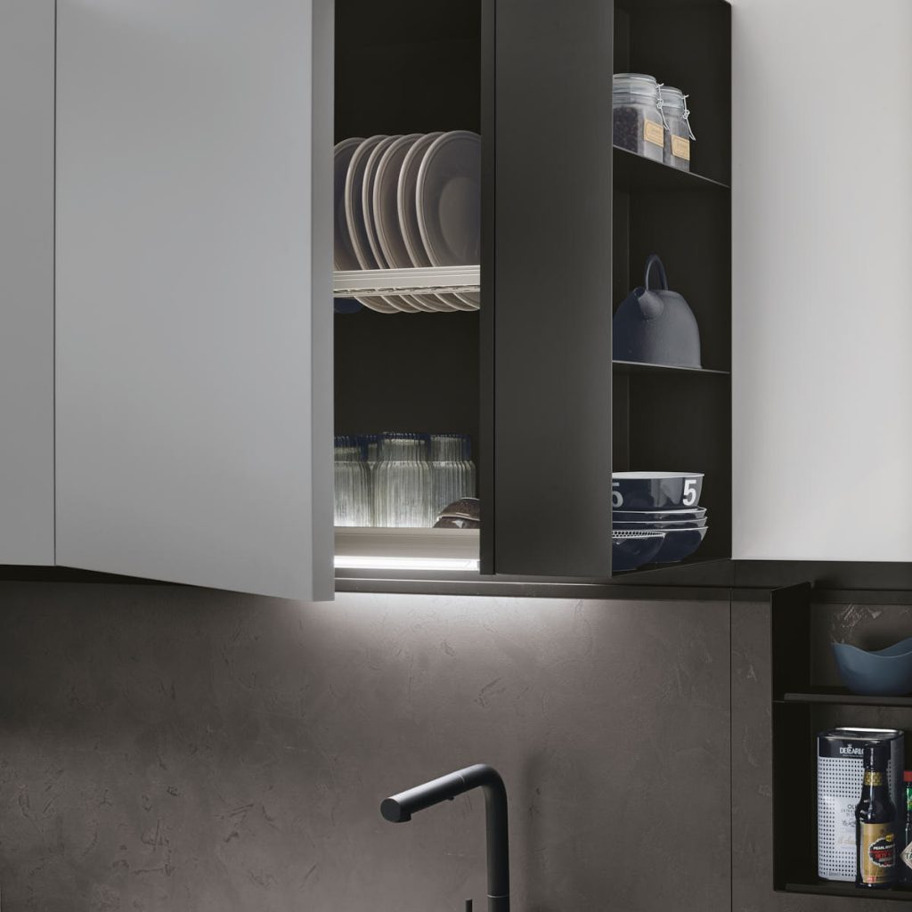 Metropolis Gallery 8